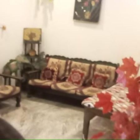 Vaibhav Sadan Dharmsala Hotel Ayodhya Buitenkant foto